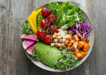 Is Clean Eating Worth the Hype? Here’s What You Need to Know
